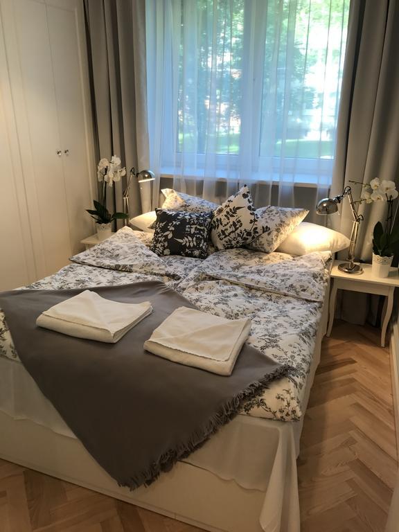 Апартаменты Apartament Karmelicka 11 Варшава Экстерьер фото